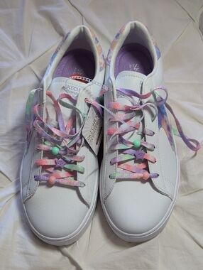 Skechers Woman's White Sneakers with Colorful Laces